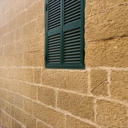 39